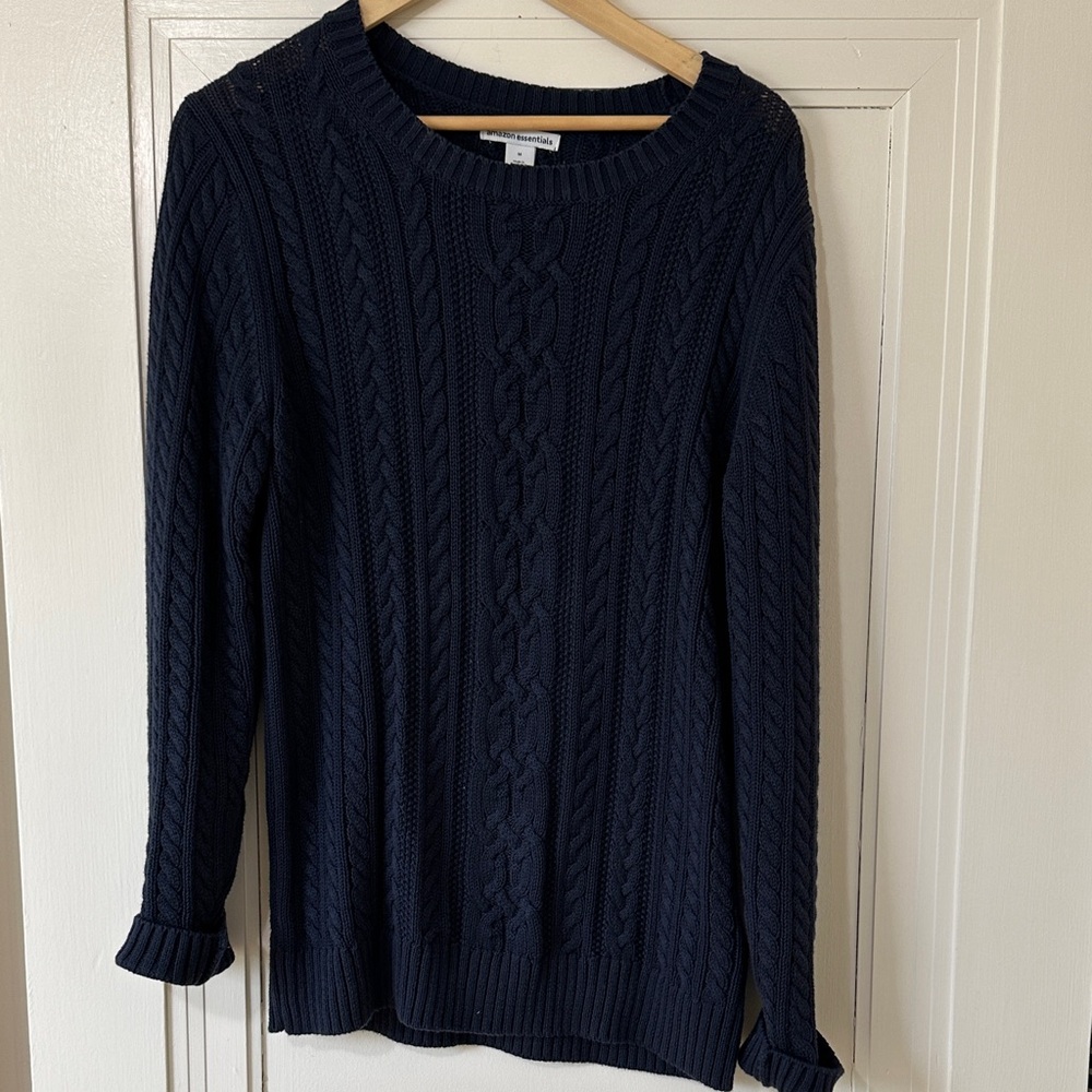 Amazon Essentials Women's Navy Cable Knit Sweater—worn once-runs big